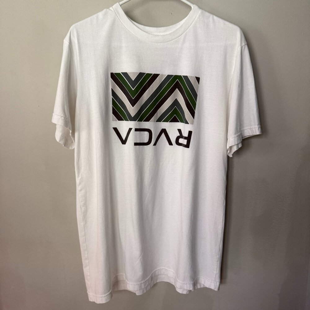 RVCA White and Green Graphic Printed Tee Size Large Short Sleeve T-Shirt
